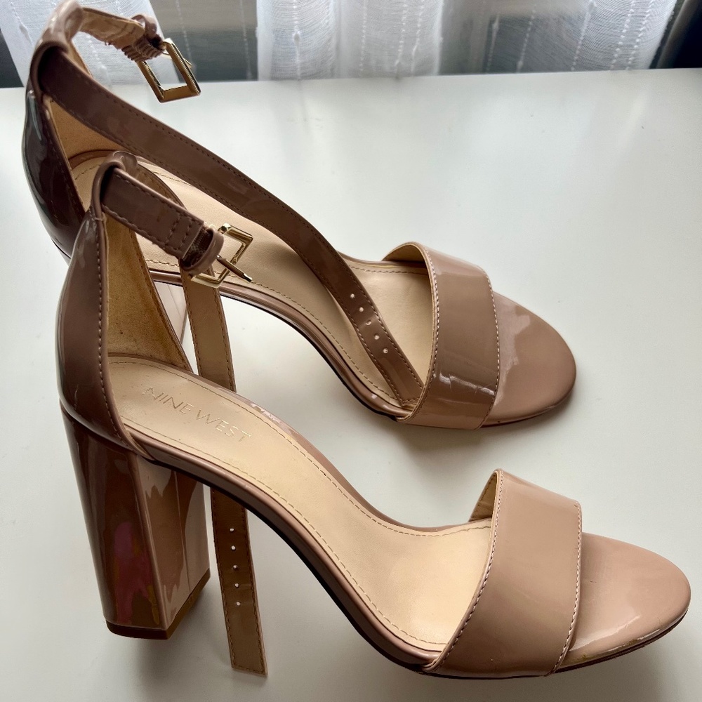 Nude Nine West Block Heels 8.5, Barely Used